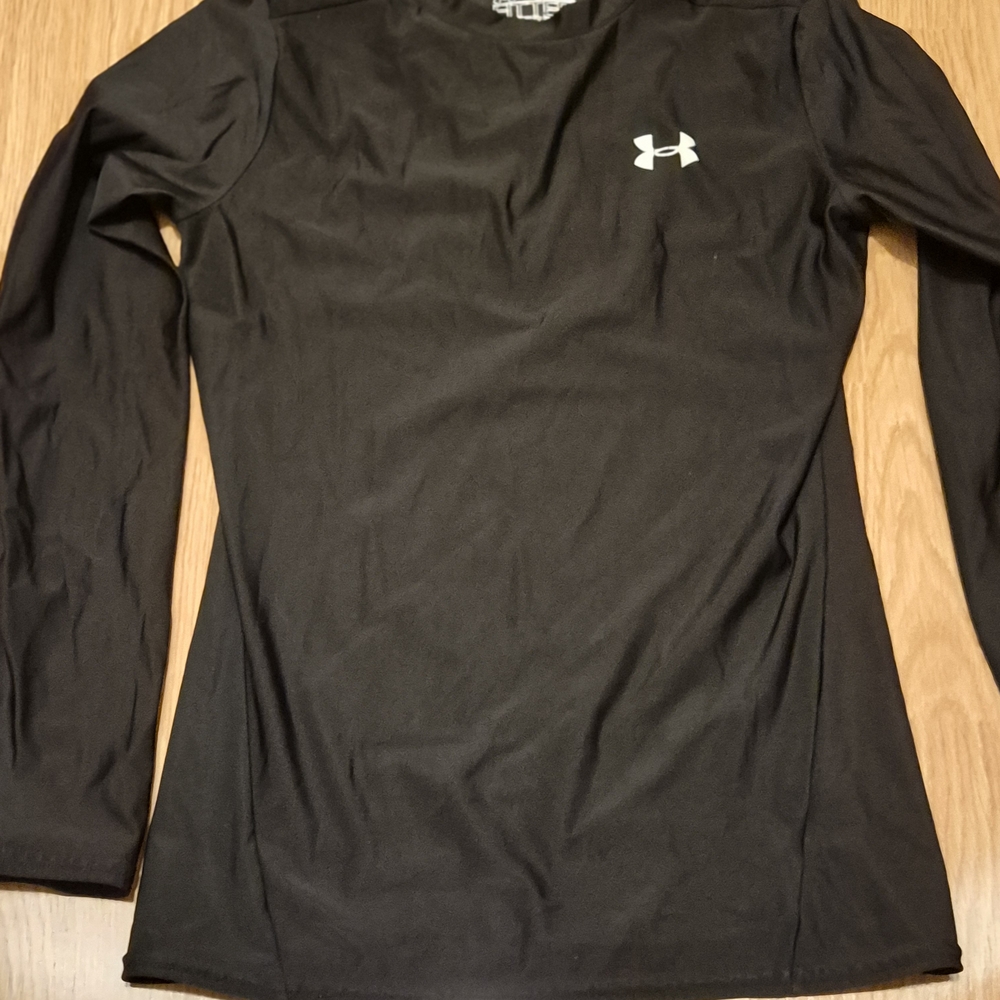 Under Armour Black Long Sleeve Shirt